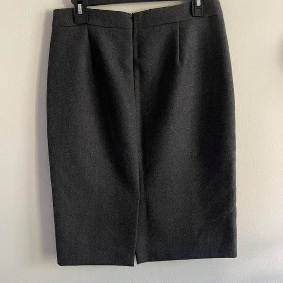 J. Crew Dark Grey Wool Pencil Skirt, Size 4 - Picture 2 of 6